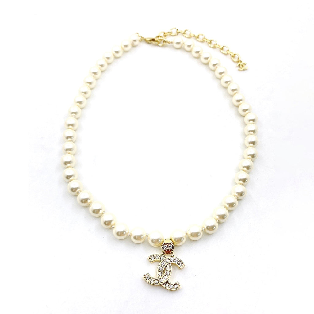 18K  Chanel Diamonds Pearls Necklace